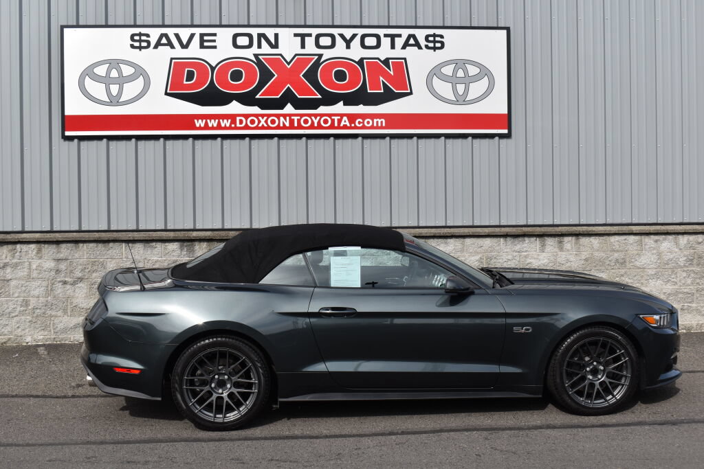 Used 2016 Ford Mustang GT Premium w/ Equipment Group 401A RWD image 8