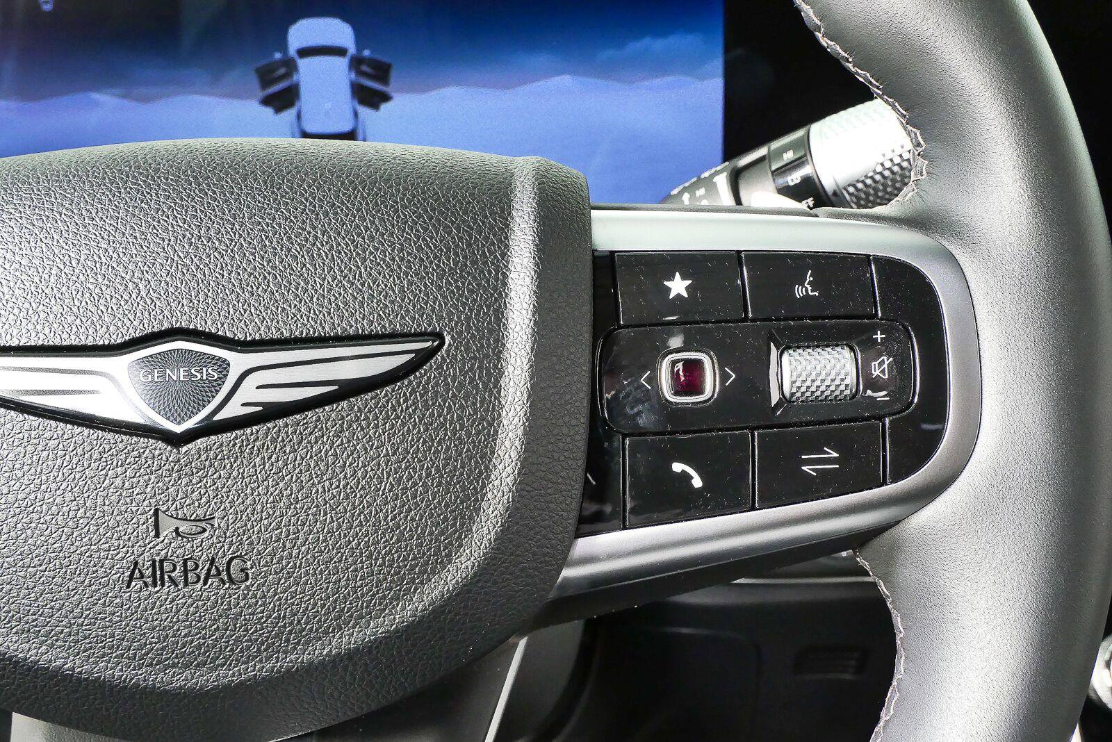 Used 2025 Genesis GV80 2.5T AWD/4WD image 11