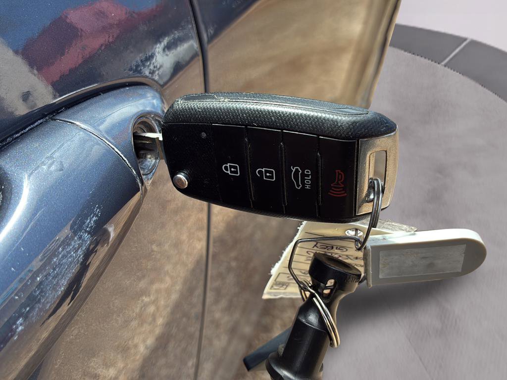 Used 2016 Kia Forte LX FWD image 39