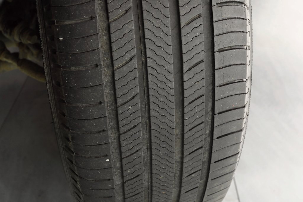 Certified 2021 Jeep Grand Cherokee Laredo image 34