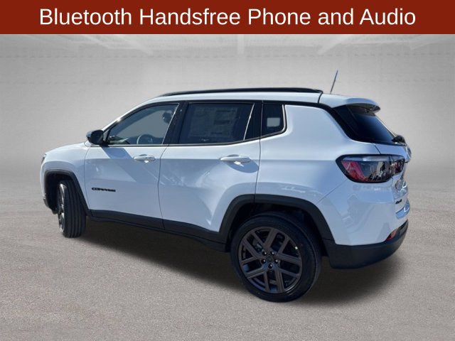 New 2026 Jeep Compass Latitude AWD/4WD image 4