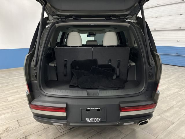 Used 2024 Hyundai Santa Fe Limited image 16