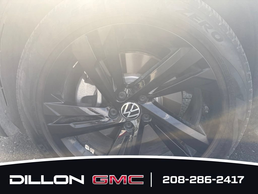 Used 2023 Volkswagen Tiguan SE R-Line AWD/4WD image 25