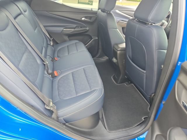 Used 2022 Chevrolet Bolt EUV LT w/ Convenience Package FWD image 25