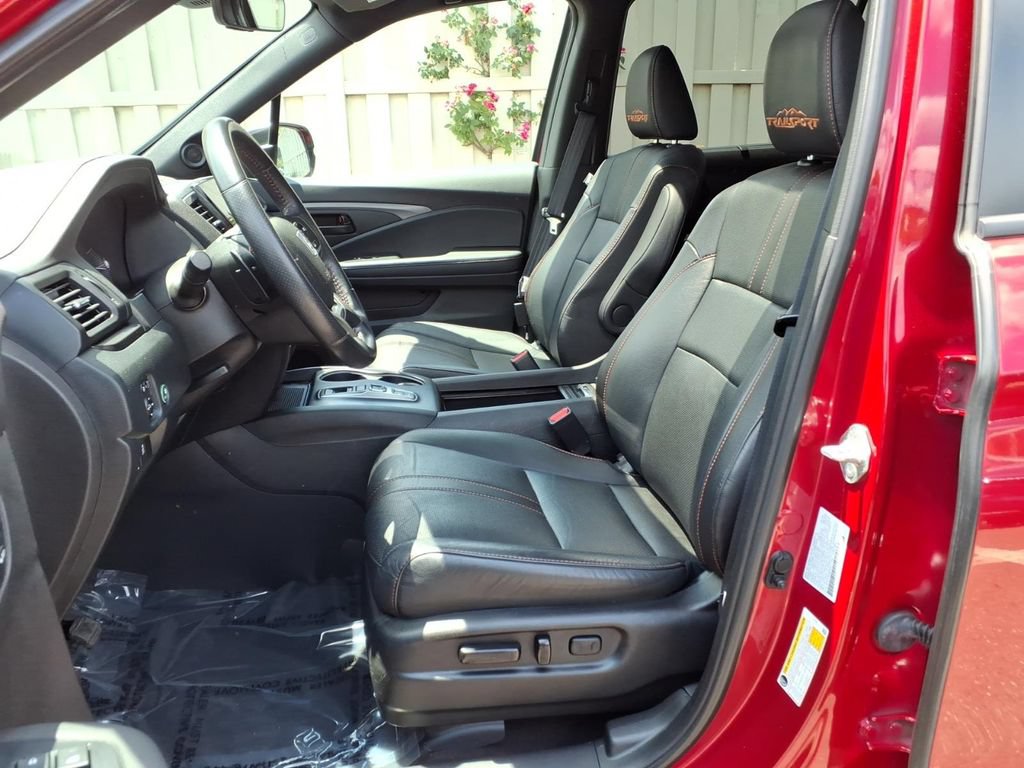 Certified 2023 Honda Passport TrailSport image 16