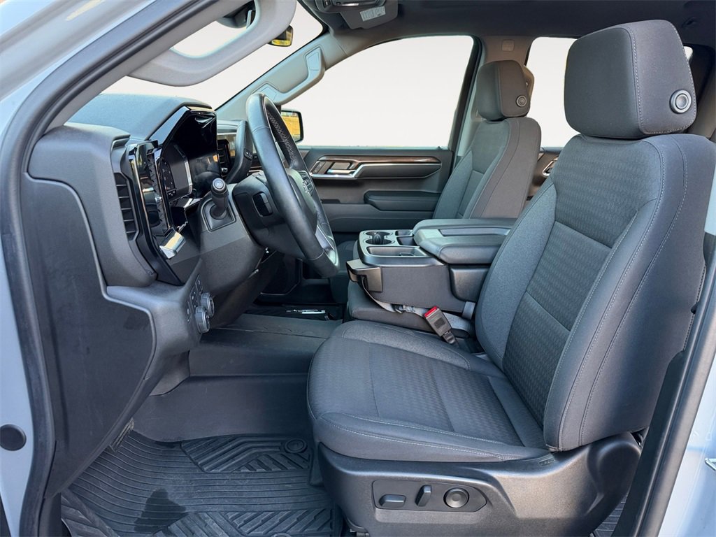 Used 2024 Chevrolet Silverado 1500 RST image 14