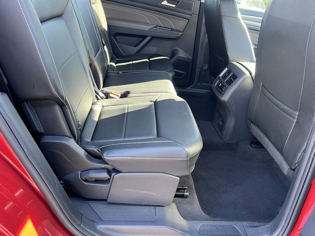 Used 2023 Volkswagen Atlas SE image 30