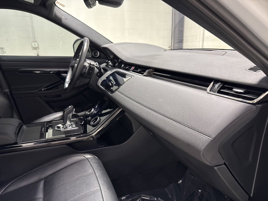 Used 2020 Land Rover Range Rover Evoque R-Dynamic SE image 34