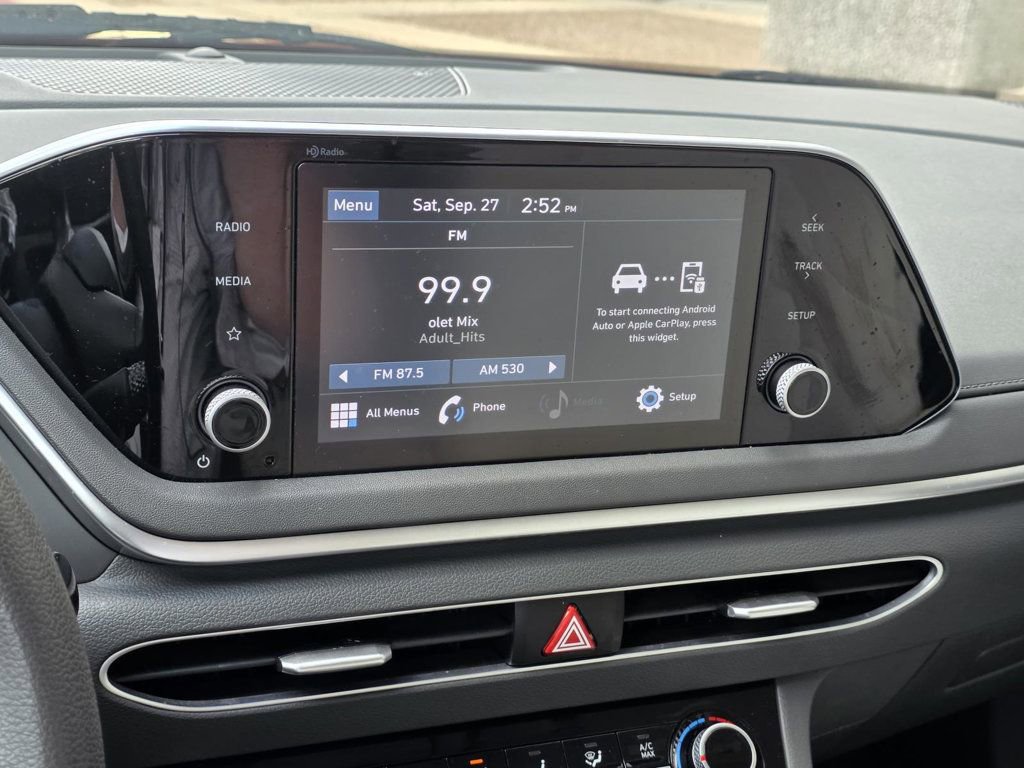 Used 2023 Hyundai Sonata SE image 12