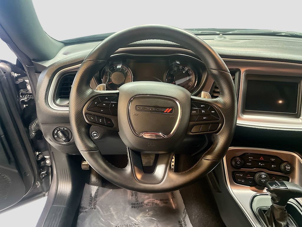 Used 2022 Dodge Challenger R/T w/ Blacktop Package image 11