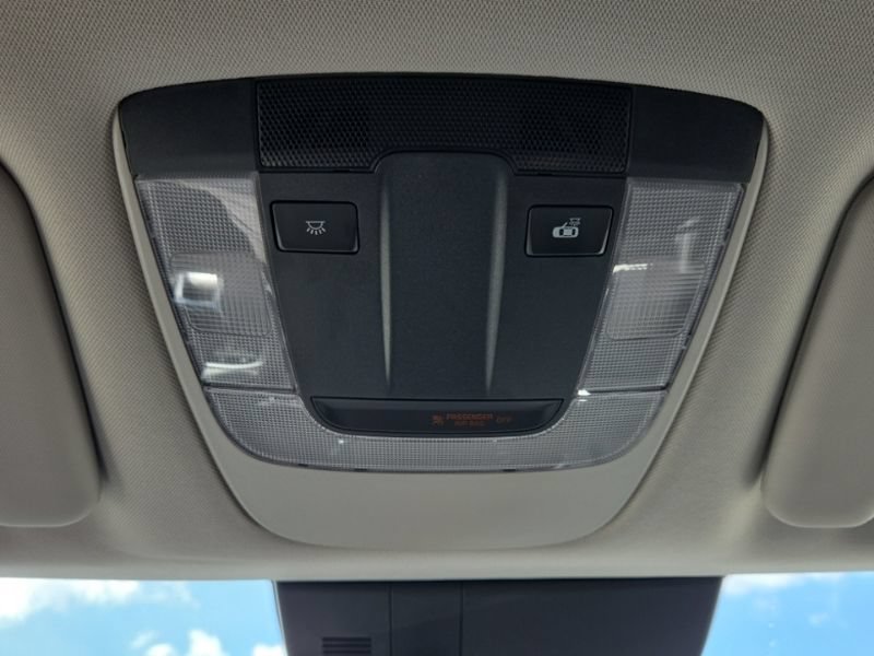 Used 2025 Kia Sportage LX AWD/4WD image 37
