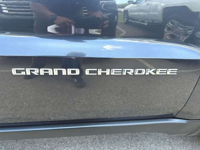 Used 2016 Jeep Grand Cherokee Laredo w/ Quick Order Package 23E AWD/4WD image 31
