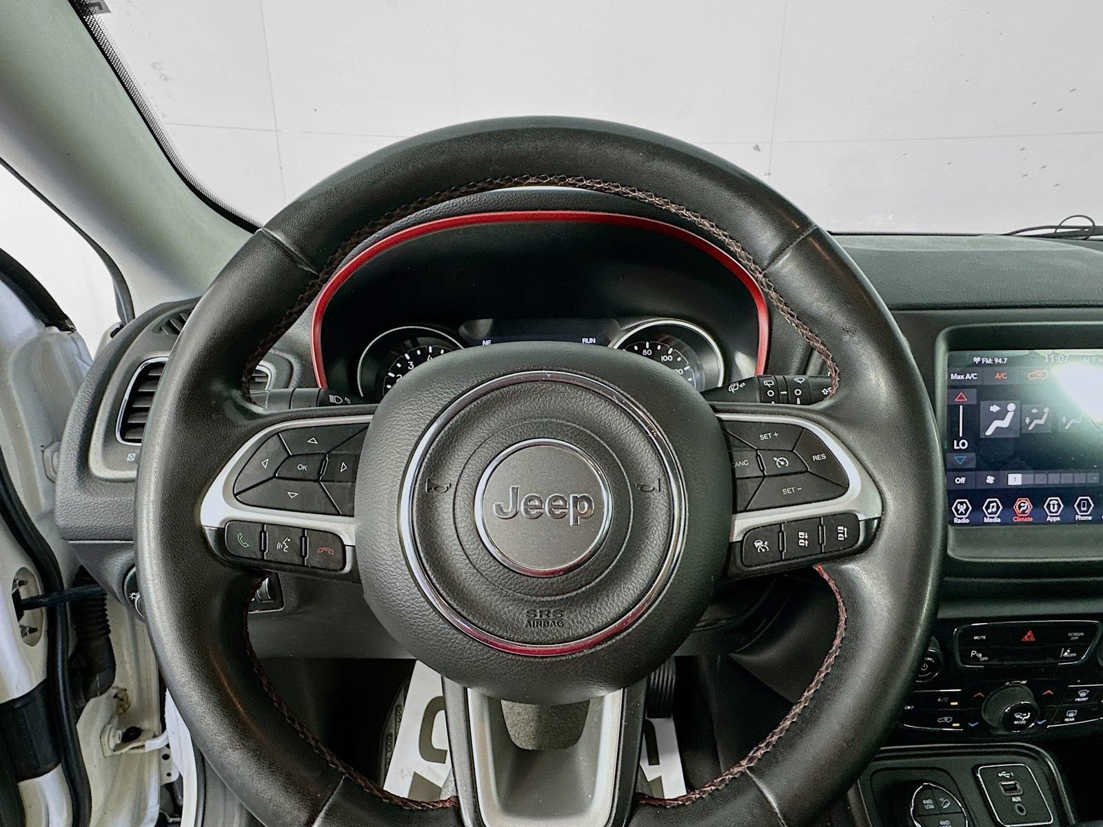 Used 2021 Jeep Compass Trailhawk AWD/4WD image 11