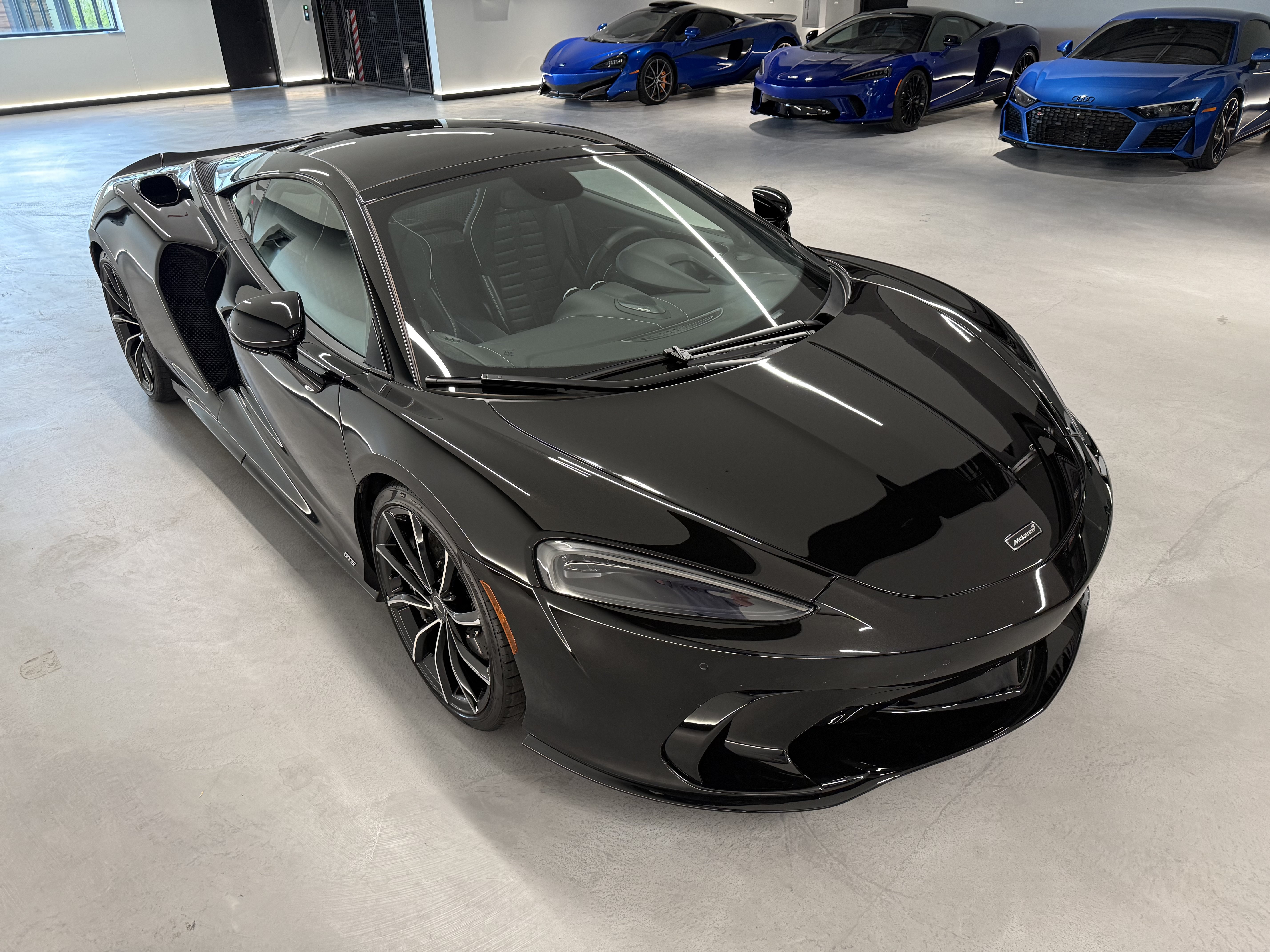 Used 2025 McLaren GTS RWD image 7