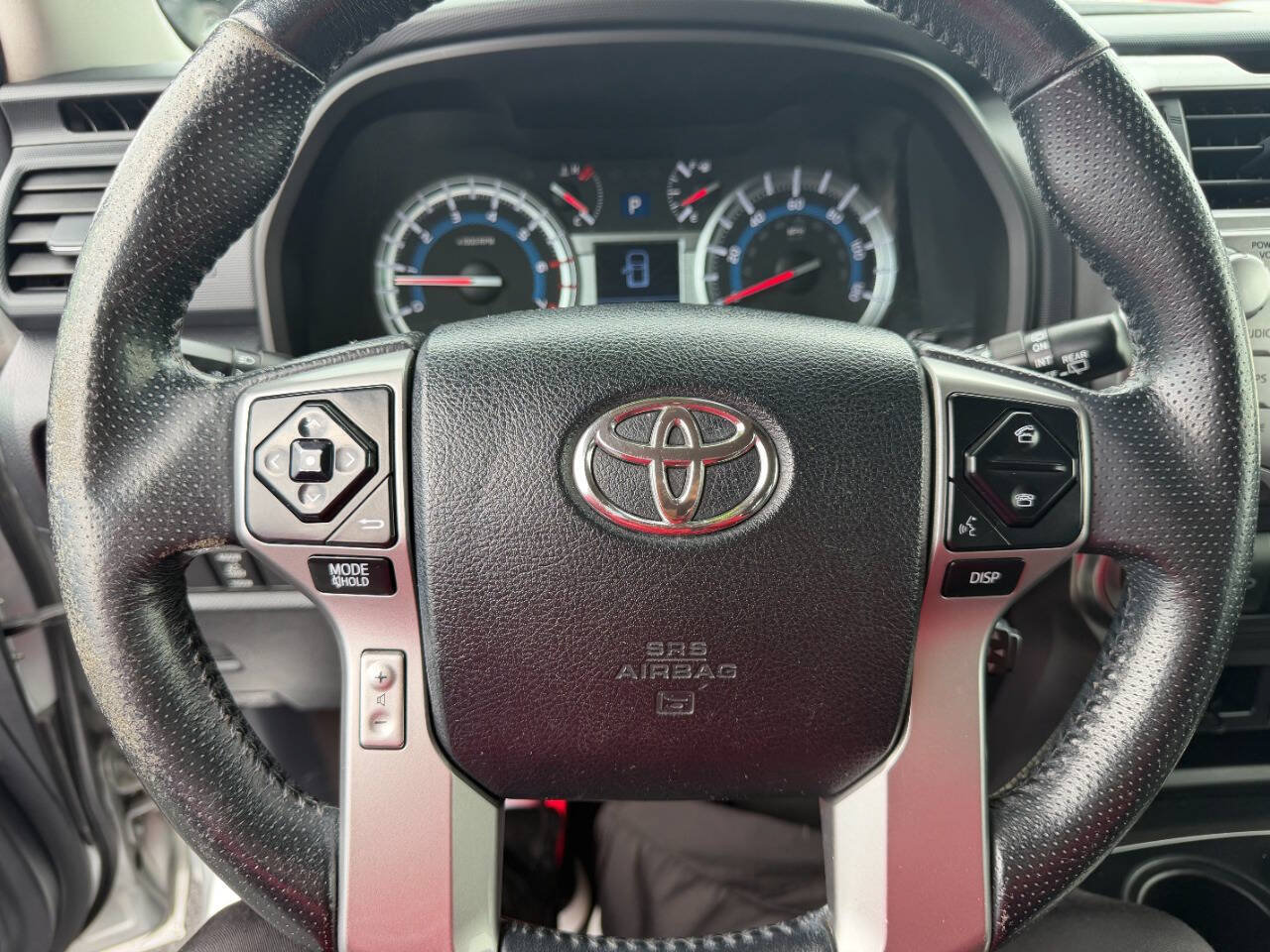 Used 2014 Toyota 4Runner SR5 AWD/4WD image 19