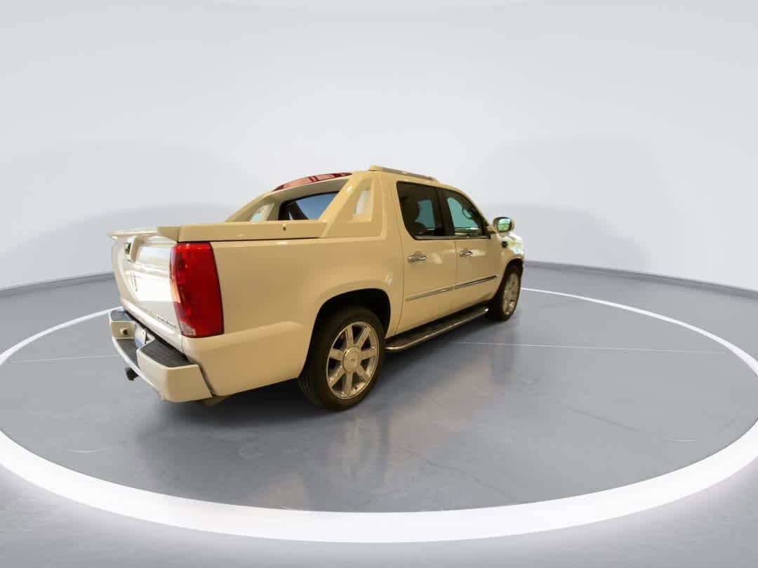 Used 2011 Cadillac Escalade EXT Luxury AWD/4WD image 8