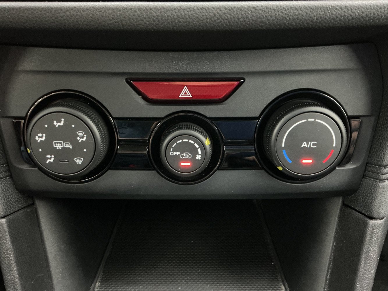 Used 2018 Subaru Crosstrek 2.0i Premium AWD/4WD image 36
