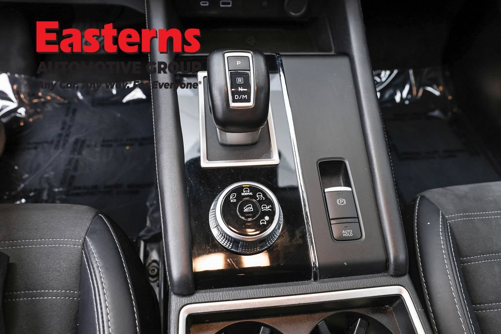 Used 2024 Mitsubishi Outlander SE FWD image 15