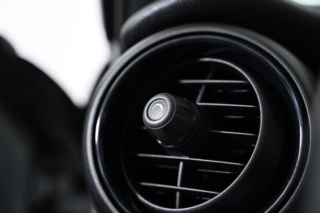 Used 2021 MINI Cooper S w/ 6.5" Touchscreen Package image 24