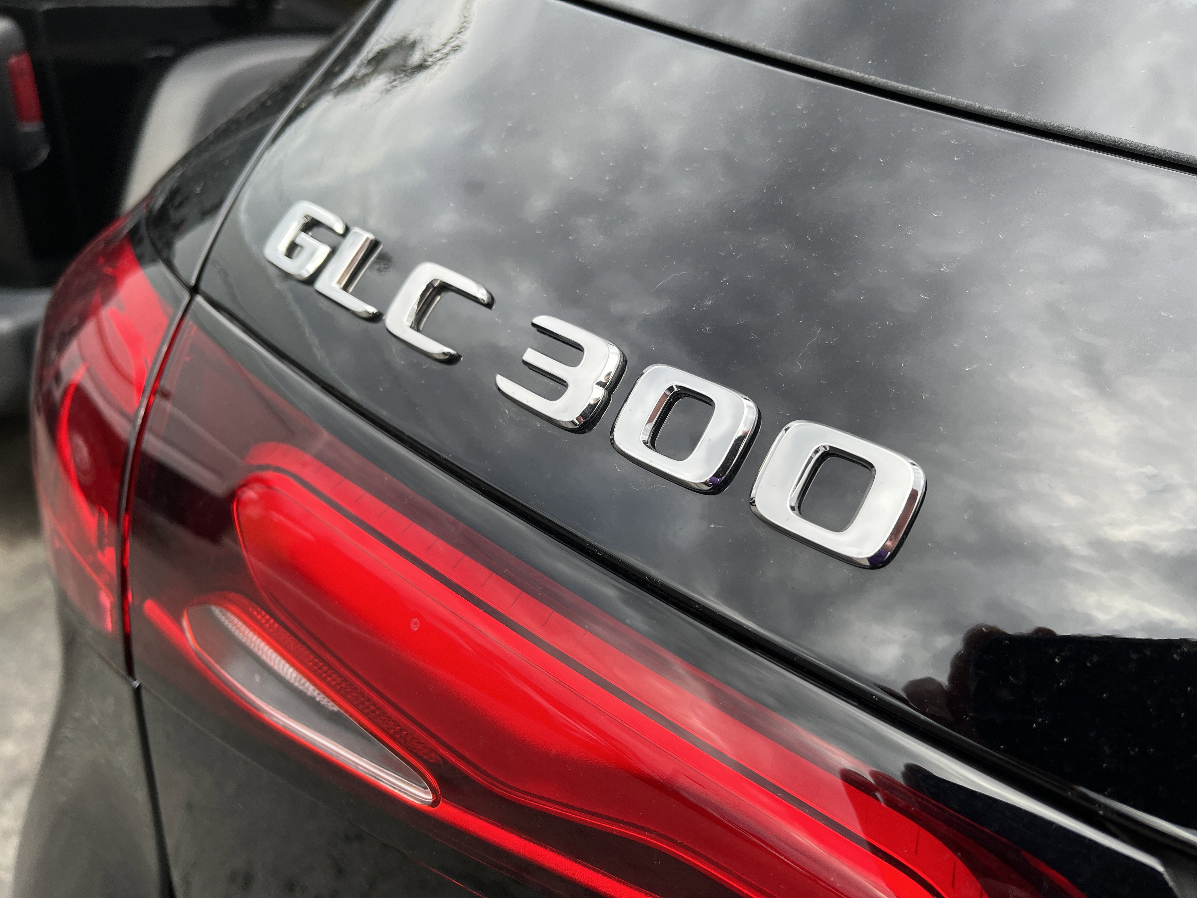 Used 2026 Mercedes-Benz GLC 300 4MATIC image 8