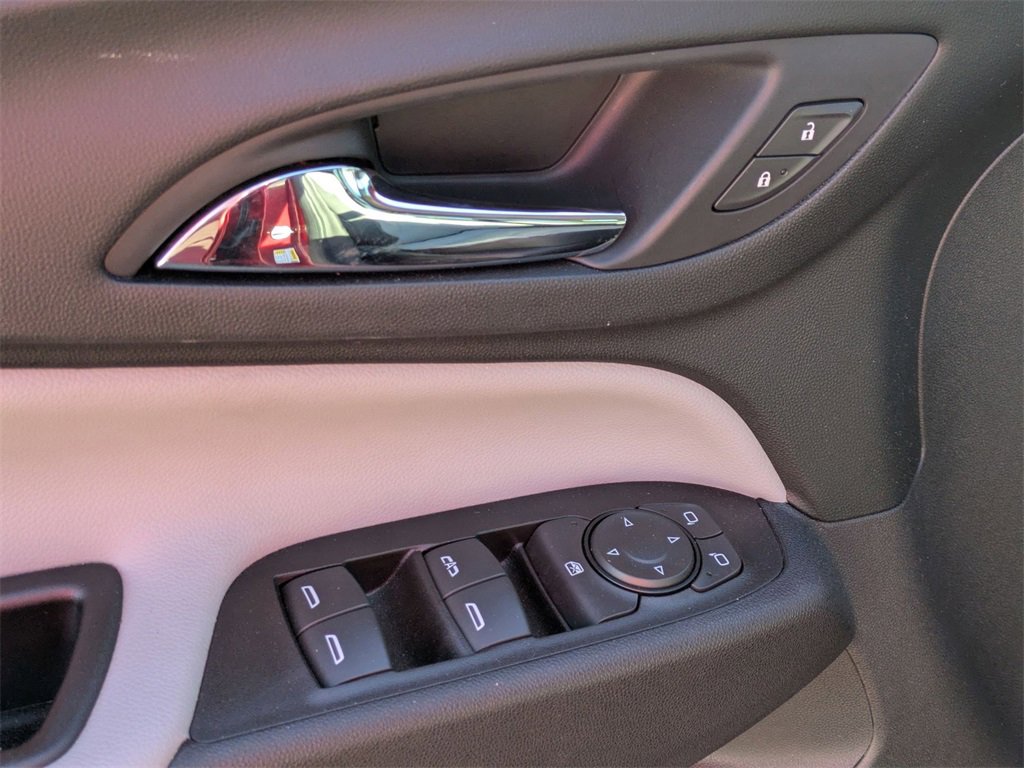 Used 2021 Chevrolet Equinox Premier image 14