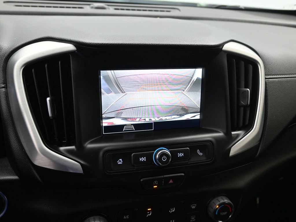 Used 2024 GMC Terrain SLE AWD/4WD image 18
