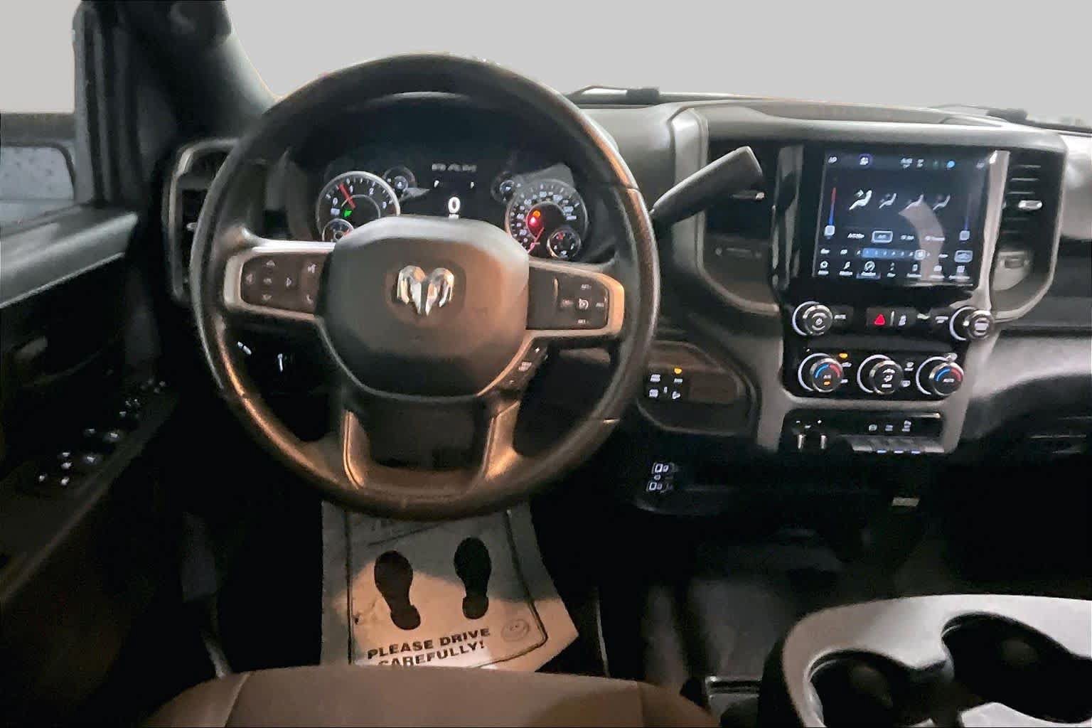 Used 2024 RAM 2500 Tradesman w/ Chrome Appearance Group AWD/4WD image 6