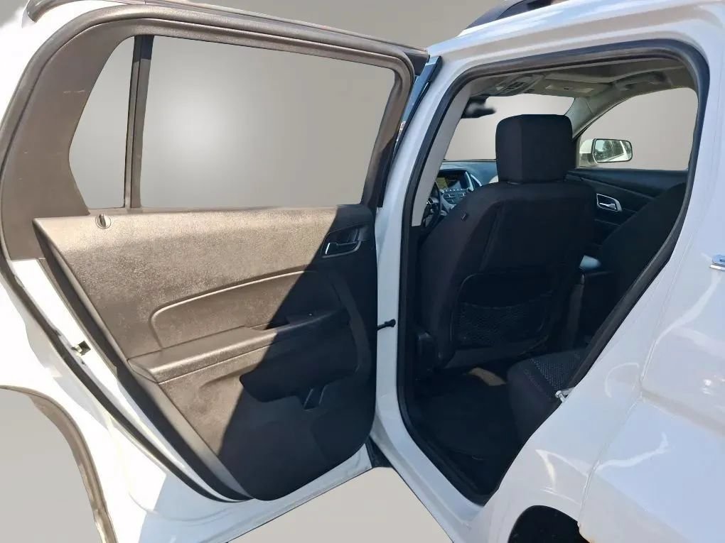 Used 2015 GMC Terrain SLE AWD/4WD image 26