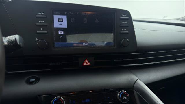 Used 2025 Hyundai Elantra Sport FWD image 32