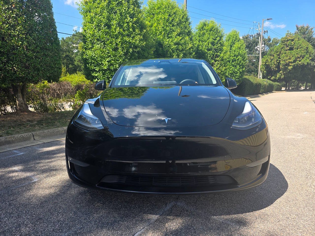 Used 2024 Tesla Model Y Long Range AWD/4WD image 8