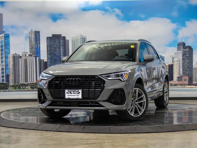 Used 2022 Audi Q3 2.0T Premium Plus w/ Premium Plus Package AWD/4WD image 2
