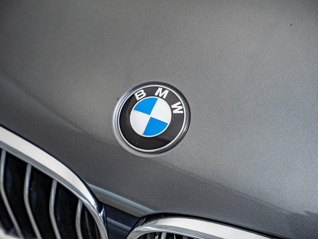 Used 2016 BMW 740i RWD image 12