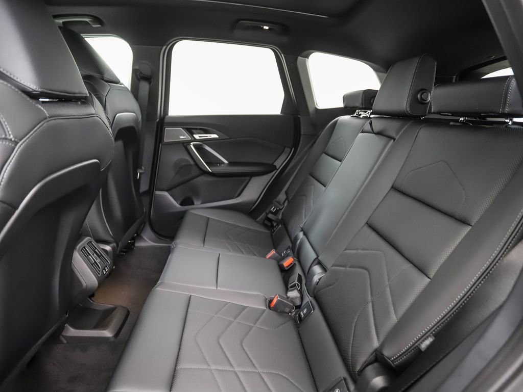 Used 2026 BMW X1 xDrive28i w/ Technology Package image 22