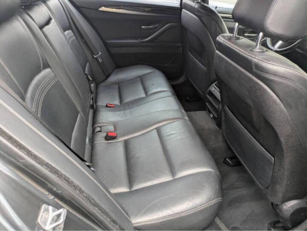 Used 2015 BMW 528i xDrive Sedan image 12