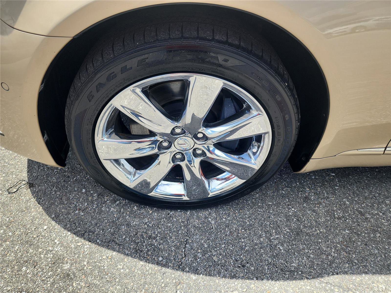 Used 2008 Lexus LS 600h L image 9