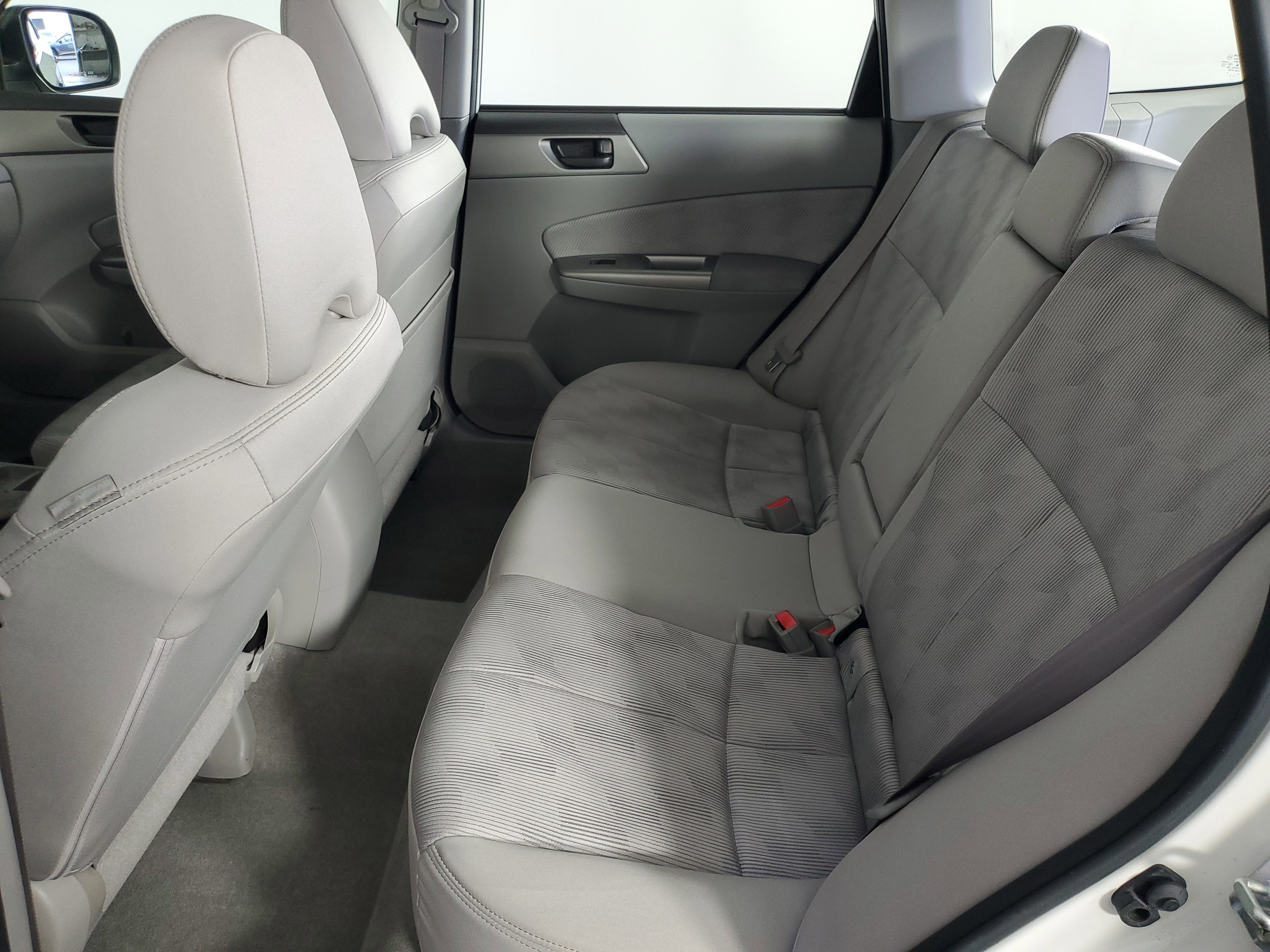 Used 2010 Subaru Forester 2.5X image 13