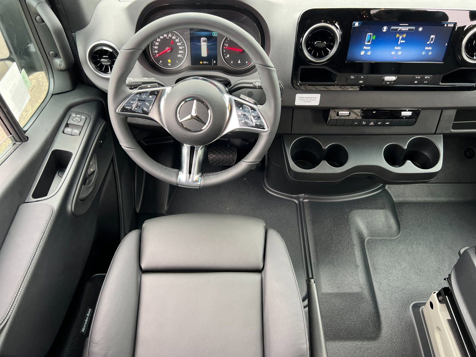New 2026 Mercedes-Benz Sprinter 2500 image 14