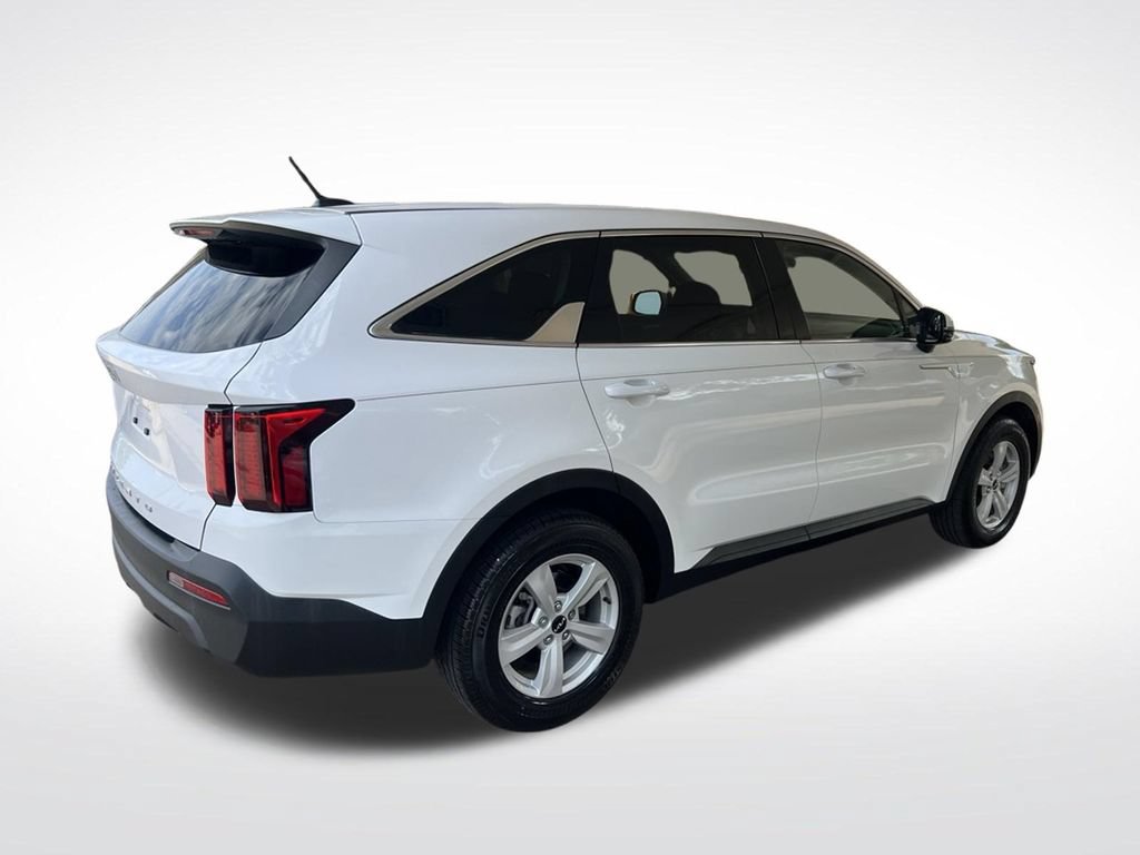Certified 2022 Kia Sorento LX FWD image 41
