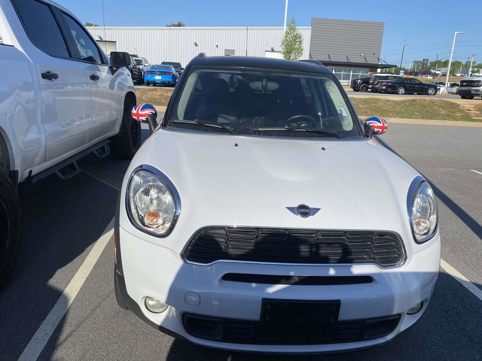 Used 2014 MINI Cooper Countryman S FWD image 2