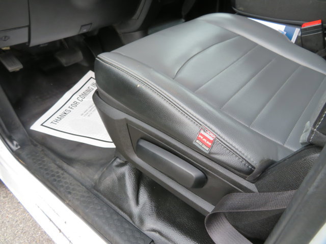 Used 2022 RAM 1500 Tradesman w/ Chrome Appearance Group image 14