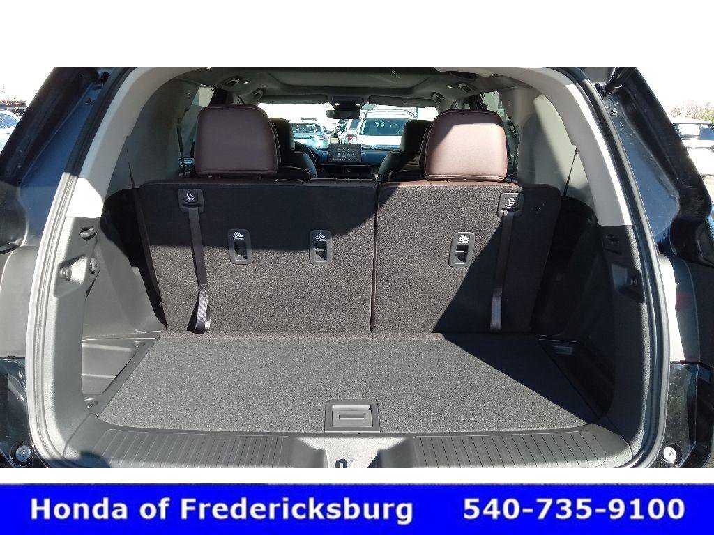 Certified 2025 Honda Pilot Elite image 38