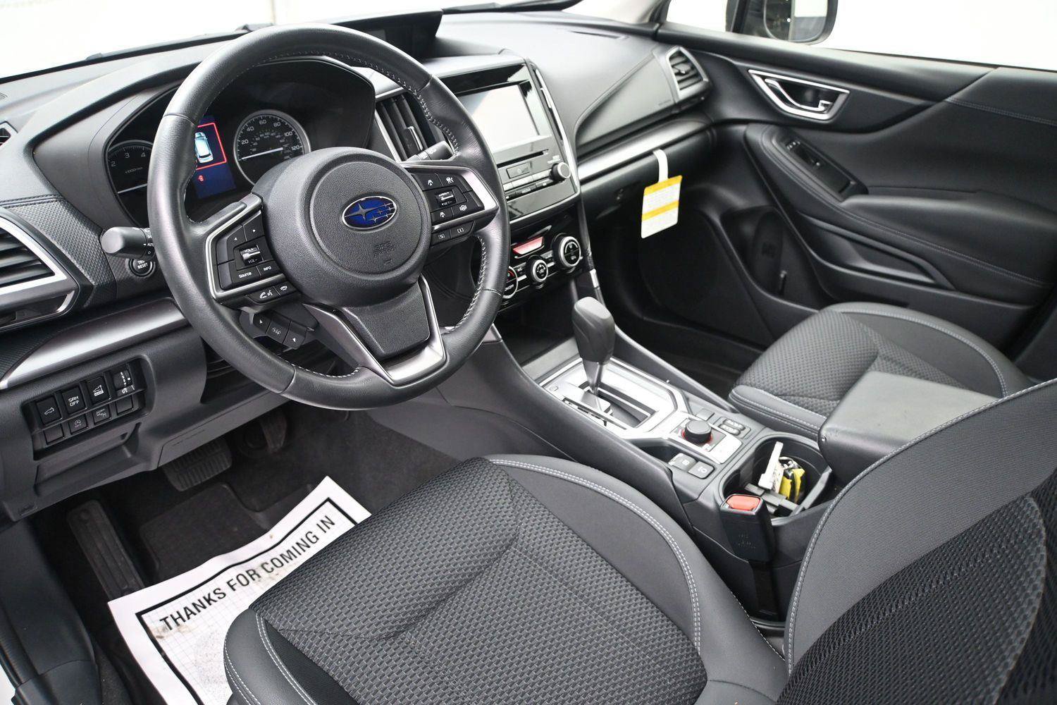 Used 2023 Subaru Forester Premium AWD/4WD image 2
