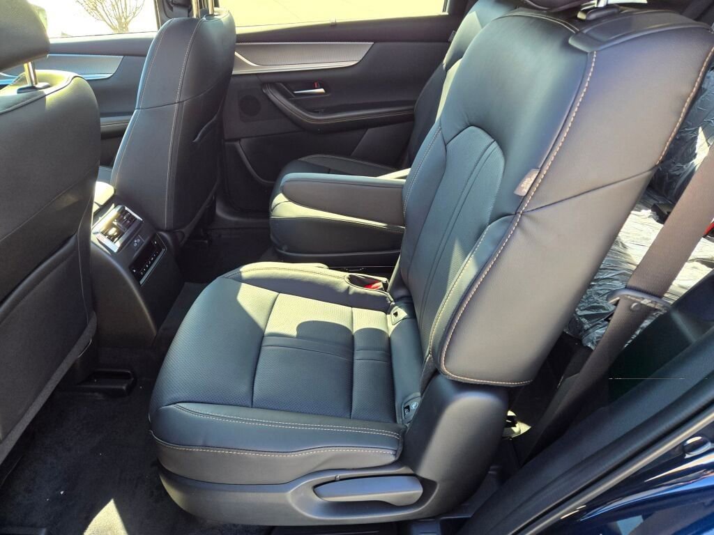 New 2026 MAZDA CX-90 Plug-In Hybrid w/Premium Sport image 15