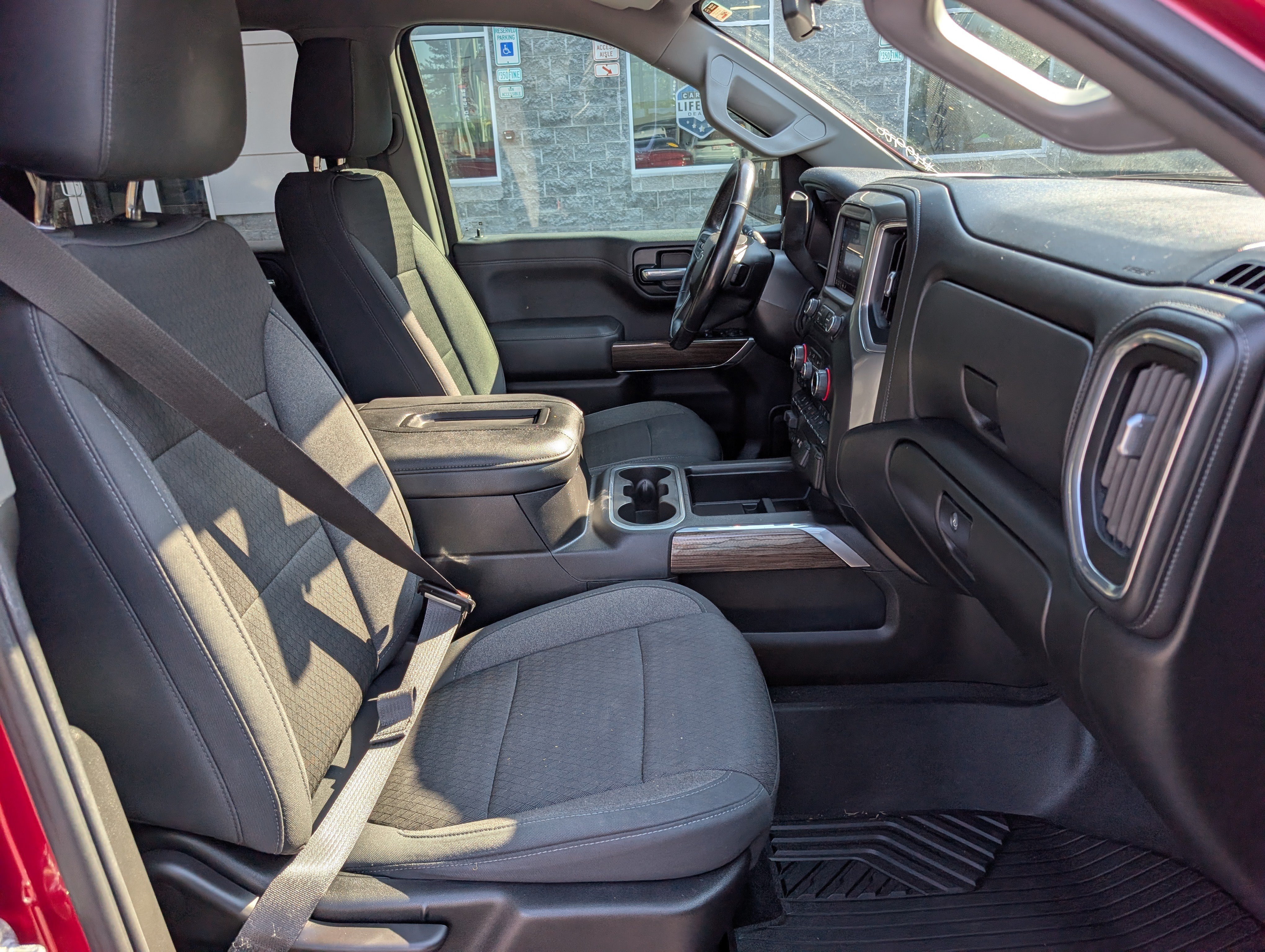 Used 2020 Chevrolet Silverado 1500 RST AWD/4WD image 11