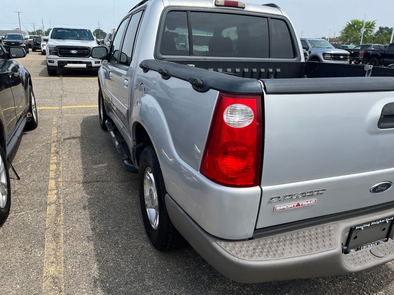 Used 2001 Ford Explorer Sport Trac 4x4 image 15