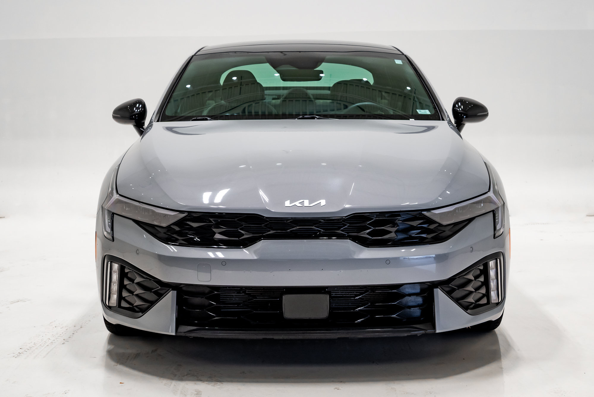 Used 2025 Kia K5 GT-Line w/ GT-Line Premium Package FWD image 4