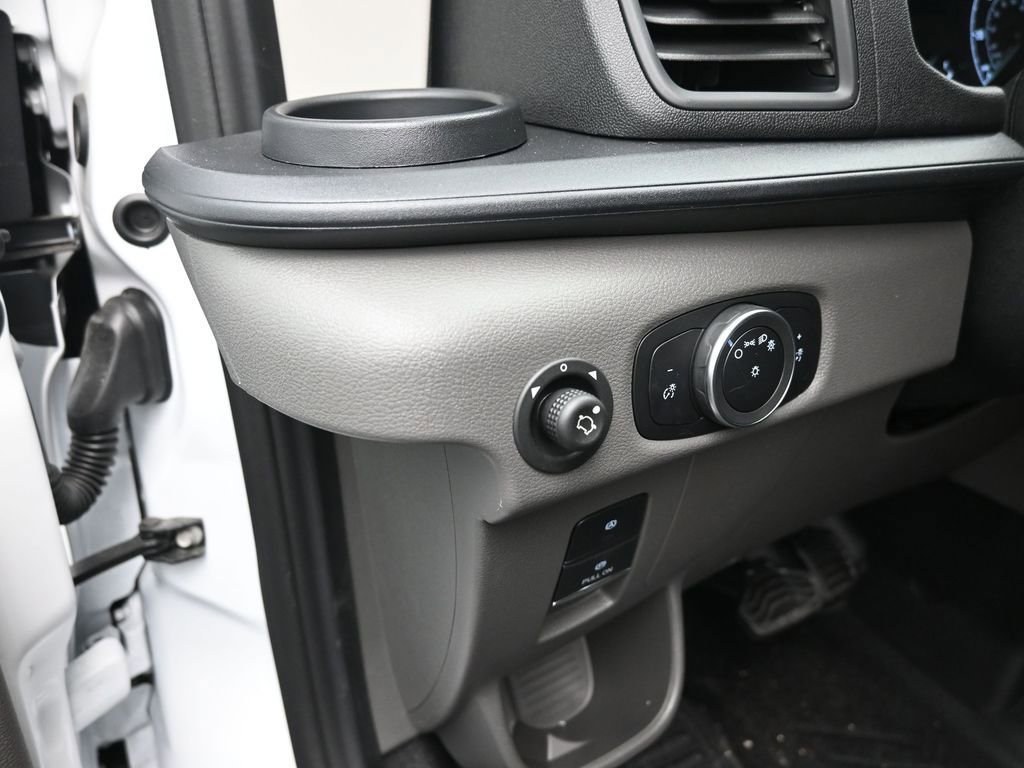 Used 2024 Ford Transit 150 Low Roof AWD image 21