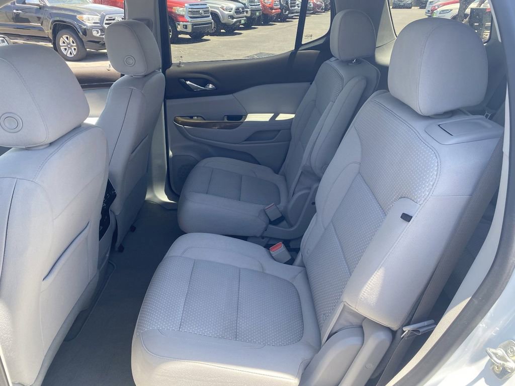 Used 2020 GMC Acadia SLE w/ Driver Convenience Package FWD image 14