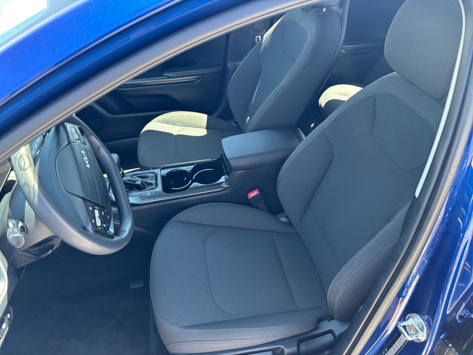 Used 2026 Kia K4 FWD image 35