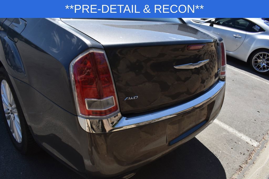 Used 2014 Chrysler 300 AWD w/ Driver Convenience Group image 4